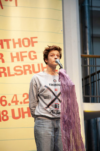 Bild:  Heidi Hertzig (Glenn Gould)